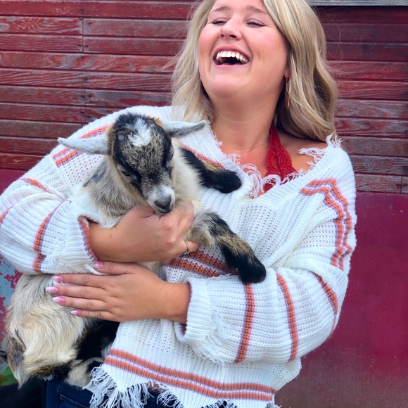 Meet your Posher, Allyson - Picture 4 of 5